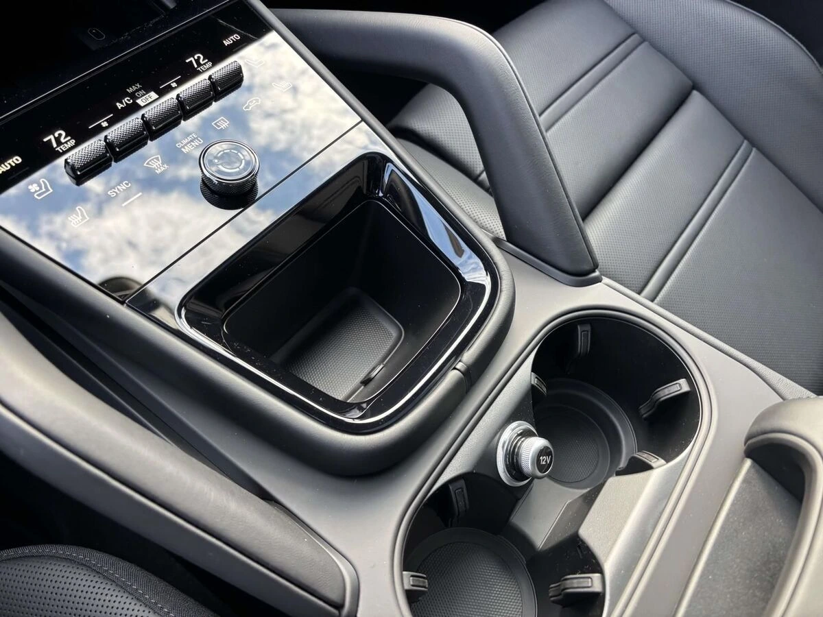 2026 Porsche Cayenne Coupe S - Photo 33