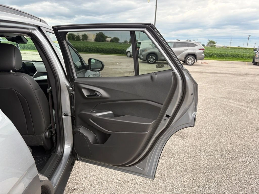 2026 Chevrolet Trax LT - Photo 38