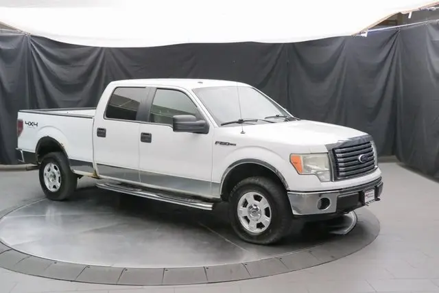 2009 Ford F-150 XLT photo 2