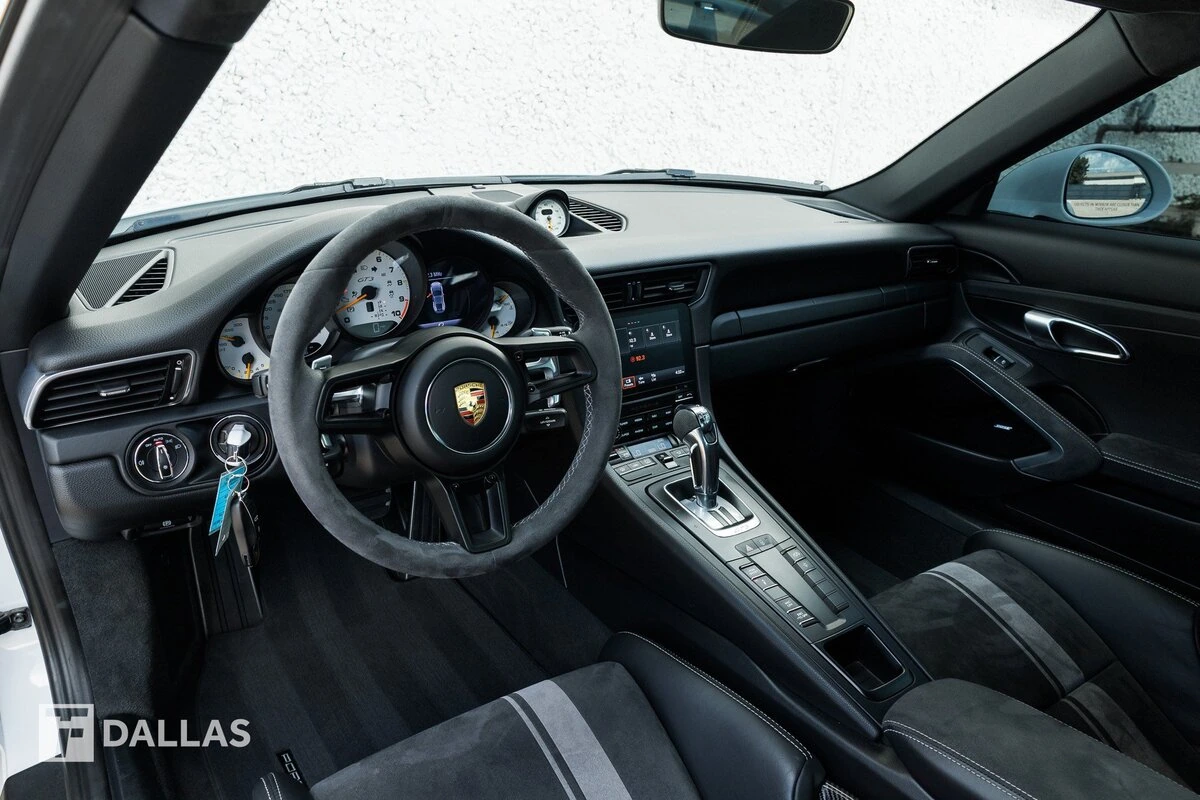 2018 Porsche 911 GT3 - Photo 25