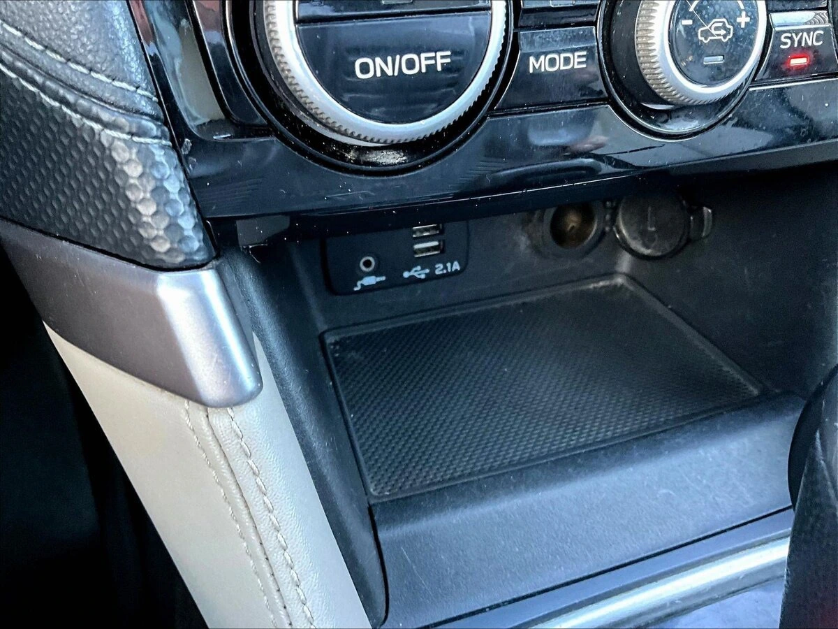 2021 Subaru Forester Limited - Photo 16