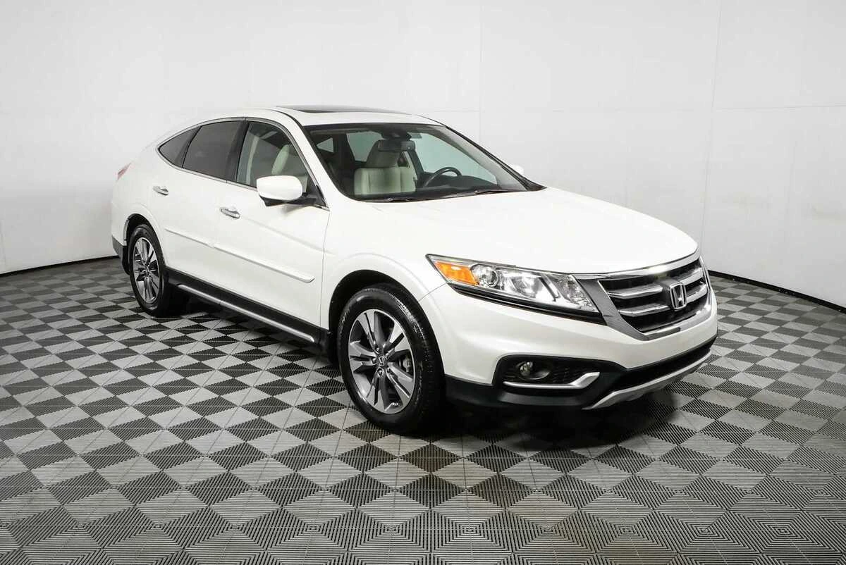 2014 Honda Crosstour 2WD EX-L V-6 with Navigation's photo