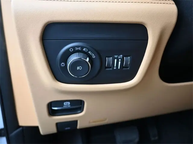 2024 Jeep Grand Cherokee L Summit photo 15