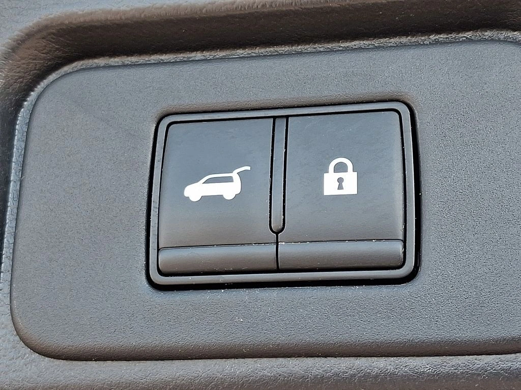2023 Nissan Rogue SV - Photo 32