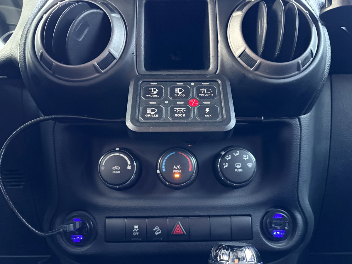 2017 Jeep Wrangler Unlimited Sport - Photo 21