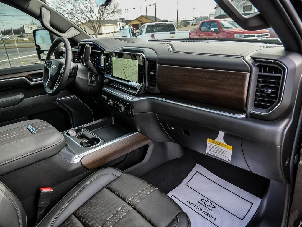 2026 Chevrolet Silverado 2500 HD High Country - Photo 17