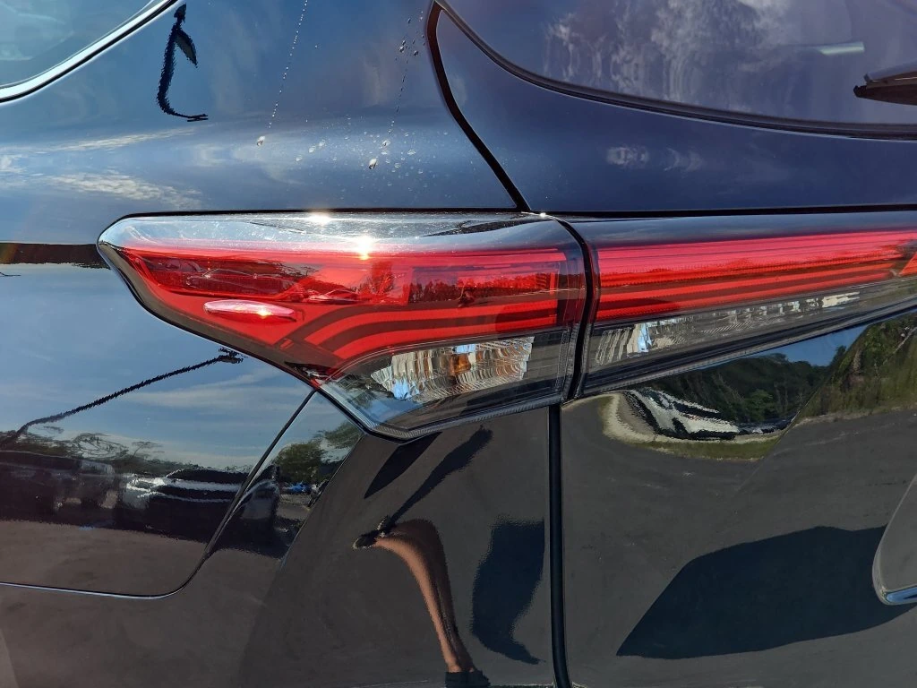2023 Toyota Highlander XLE - Photo 35