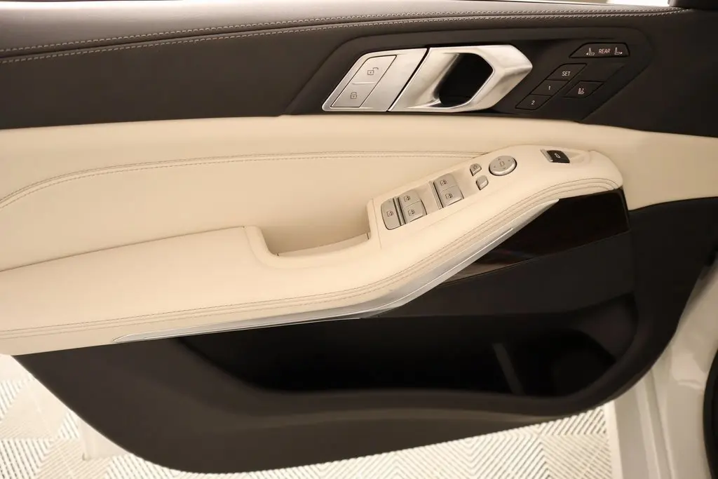 2026 Bmw X7 xDrive40i photo 17