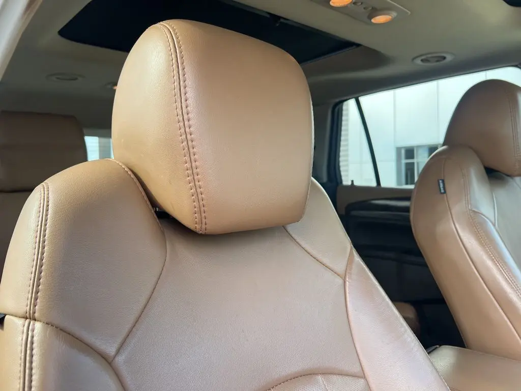 2016 Buick Enclave Leather photo 15