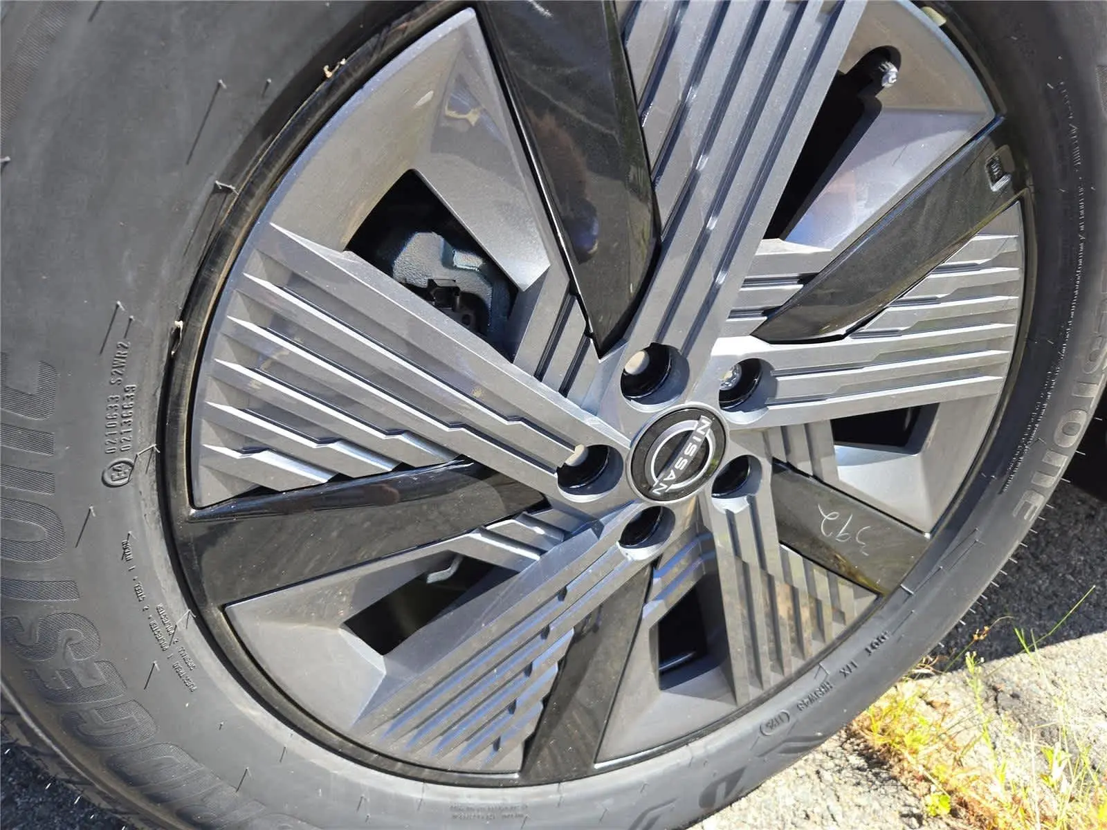 2025 Nissan Murano SL photo 6