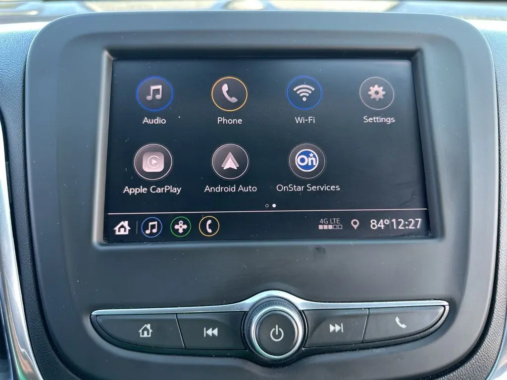 2020 Chevrolet Equinox LT photo 23
