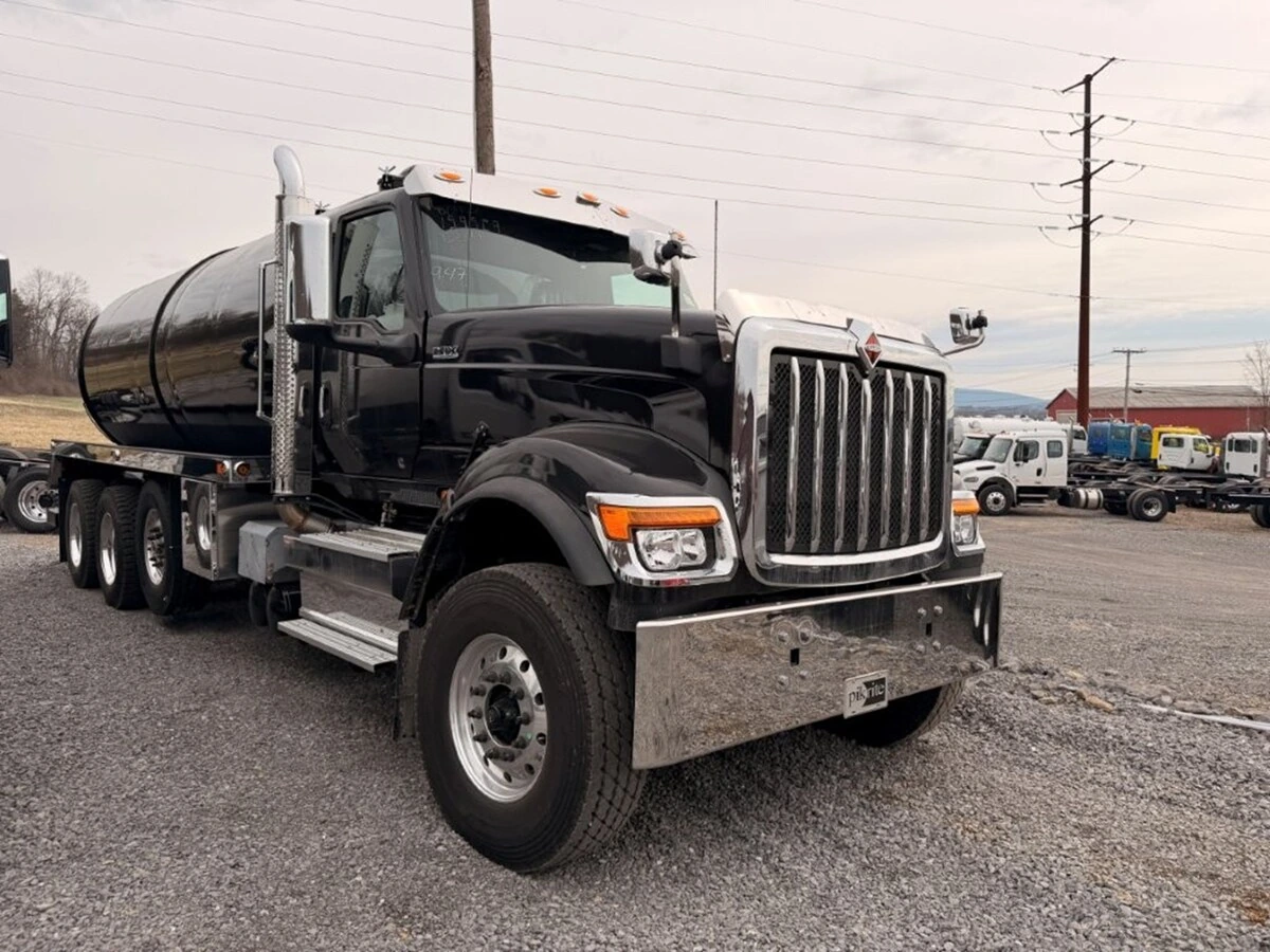 2027 International HX in Lewistown, PA