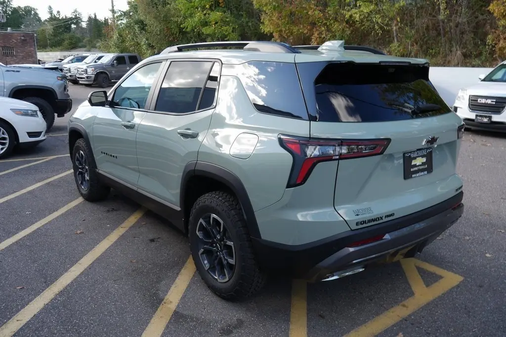 2026 Chevrolet Equinox ACTIV photo 4
