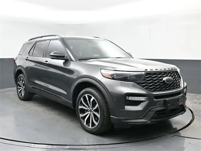 2020 Ford Explorer ST photo 2