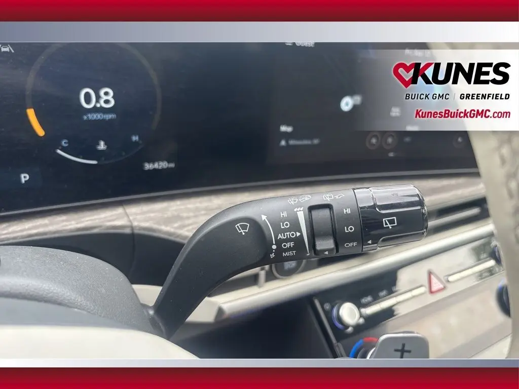 2024 Hyundai Santa Fe Limited photo 16