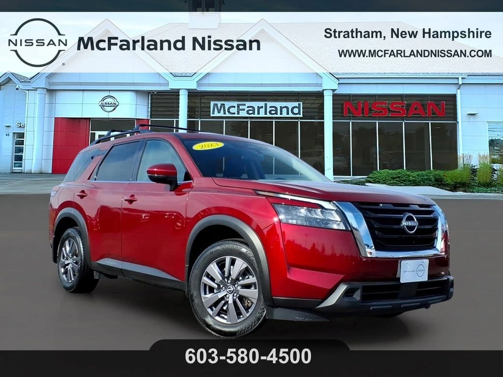 2023 Nissan Pathfinder SV