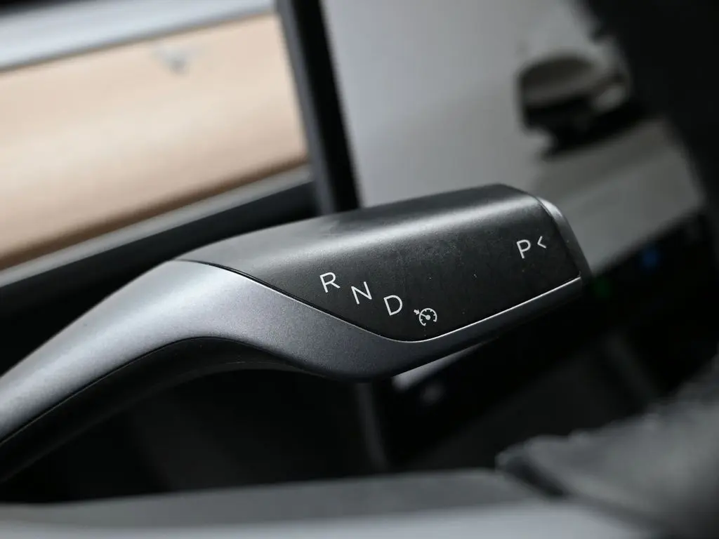 2022 Tesla Model Y Performance photo 17