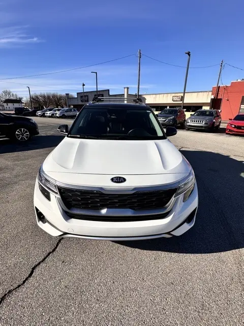 Used 2021 Kia Seltos S with VIN KNDEUCAA9M7115213 for sale in Enid, OK