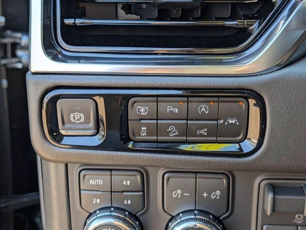 2026 GMC Yukon XL Elevation - Photo 47