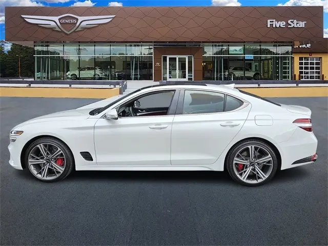 2025 Genesis G70 2.5T Sport Prestige photo 4