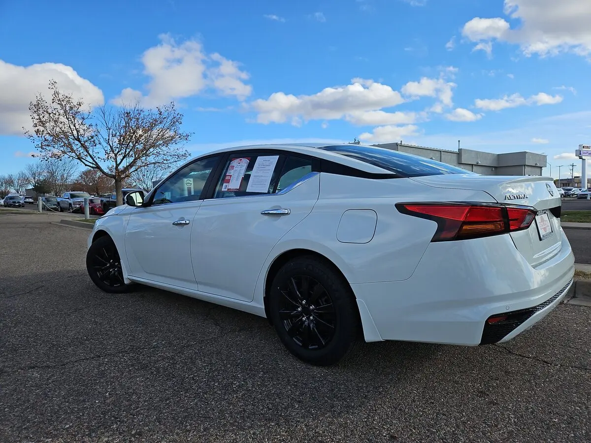2023 Nissan Altima 2.5 S photo 4