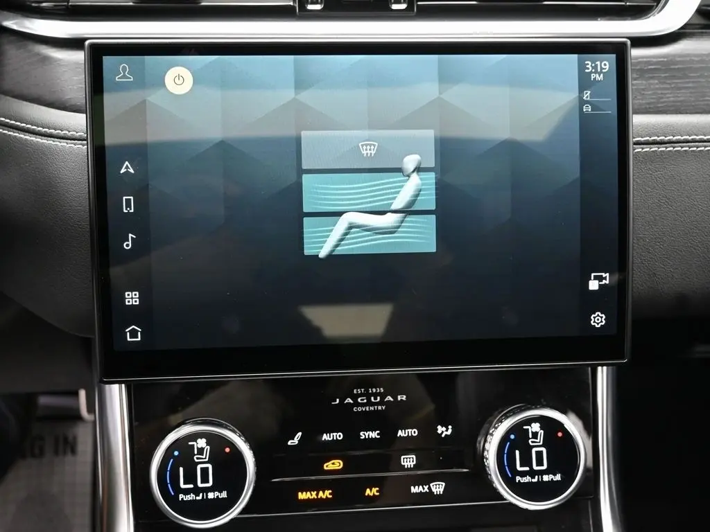 2022 Jaguar XF R-Dynamic SE photo 23