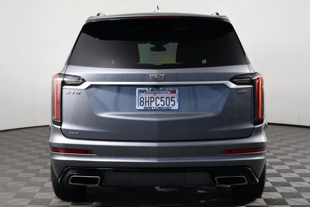 2020 Cadillac XT6 Sport photo 3