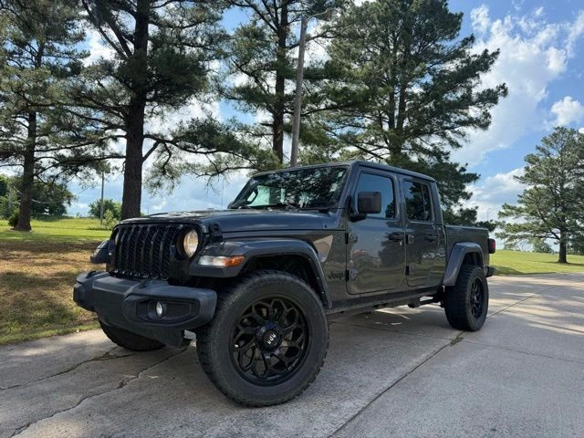 2020 Jeep Gladiator Overland's photo