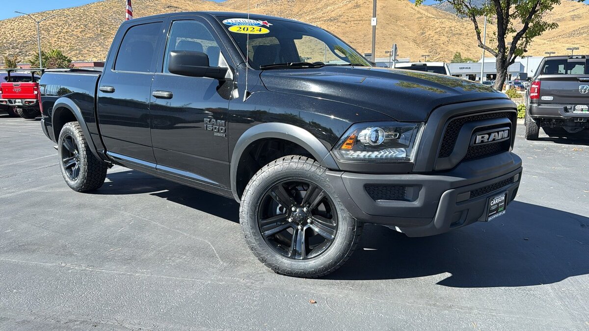 2024 Ram 1500 Classic Warlock 4x4 Crew Cab 5'7 Box