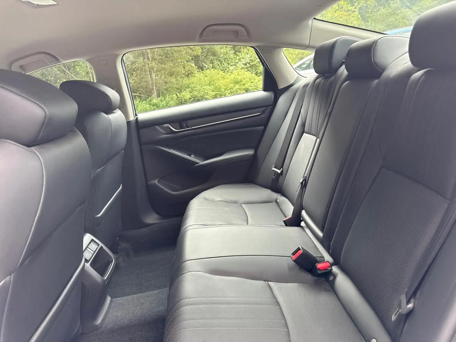 2022 Honda Accord Sport SE photo 28