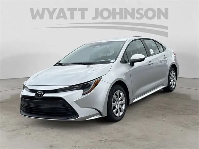 2026 Toyota Corolla LE's photo