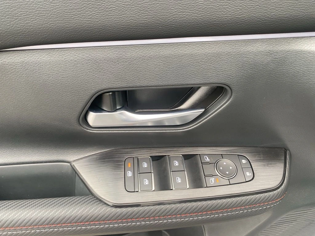 2026 Nissan KICKS SR - Photo 13