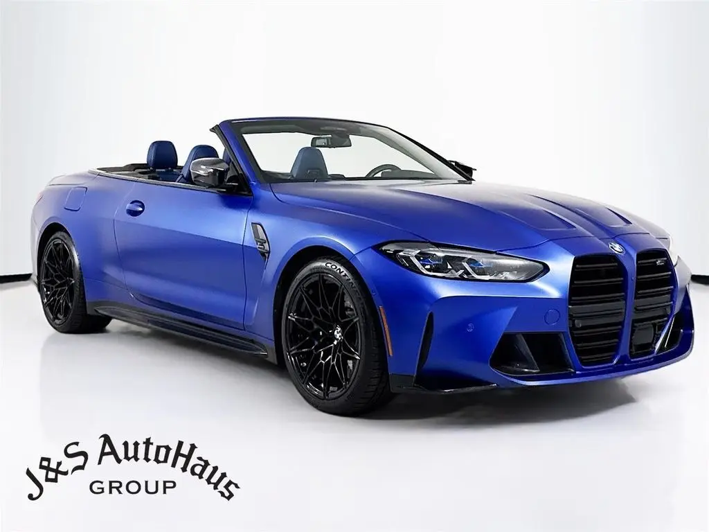 2022 BMW M4 Convertible Base's photo