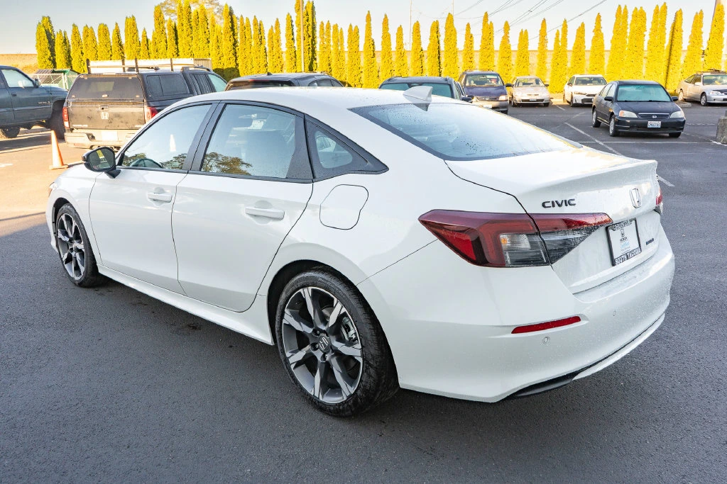 2026 Honda Civic Sport Touring - Photo 10