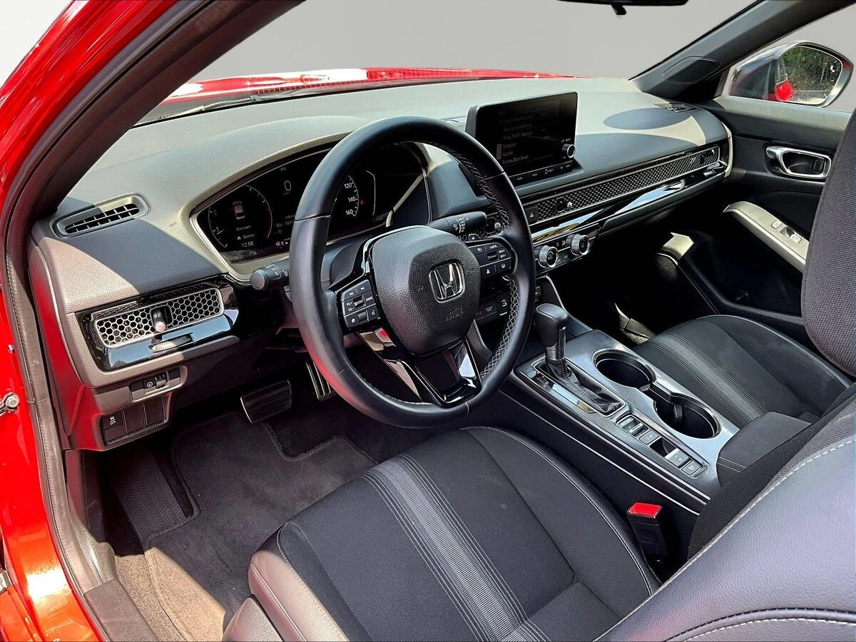 2025 Honda Civic Sport - Photo 16