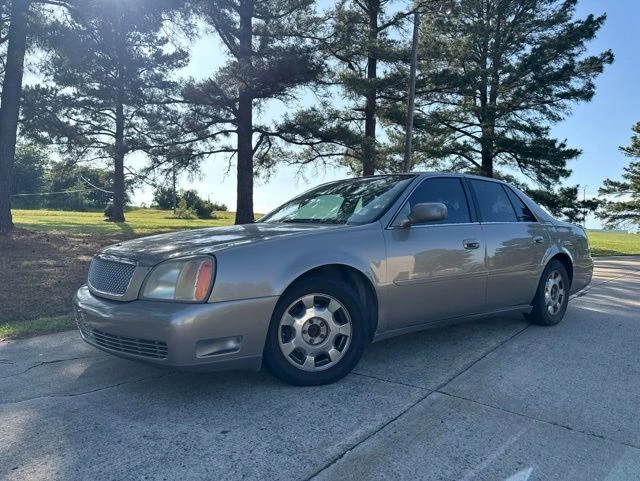 2001 Cadillac DeVille -'s photo