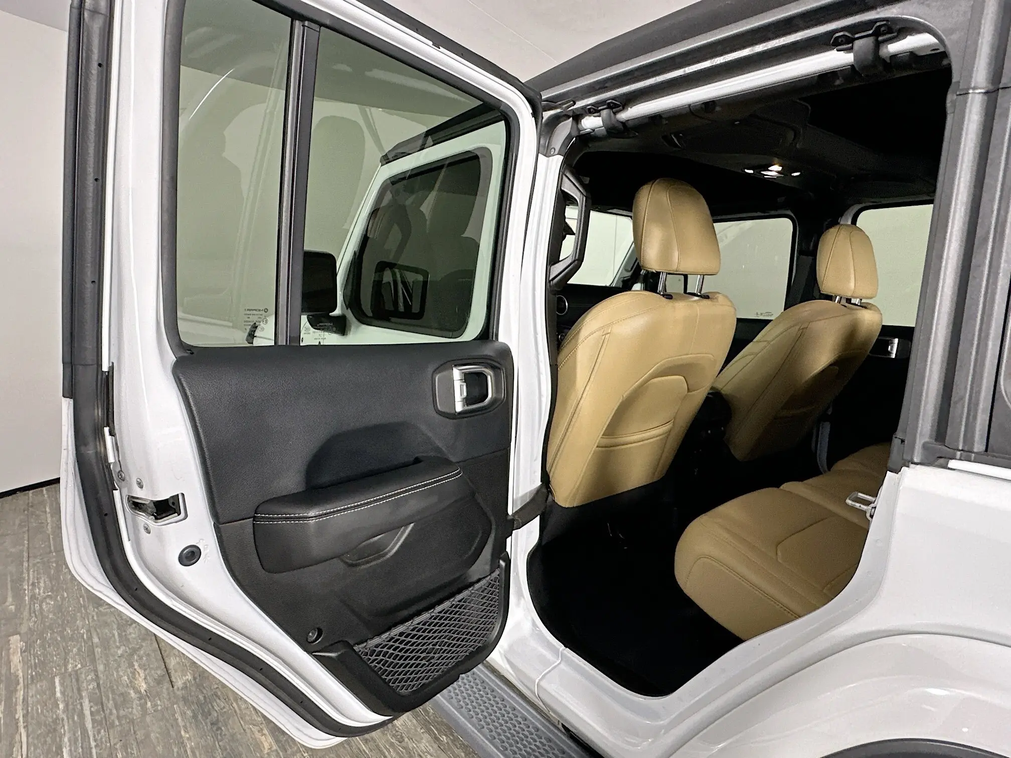 2019 Jeep Wrangler Unlimited Sahara photo 10