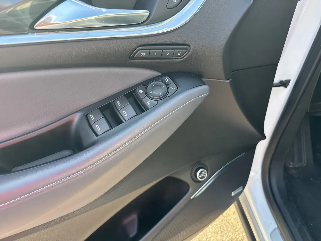 2024 Buick Enclave Premium photo 9