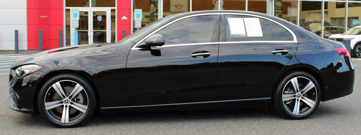 2025 Mercedes-Benz C-Class Sedan C 300 - Photo 8