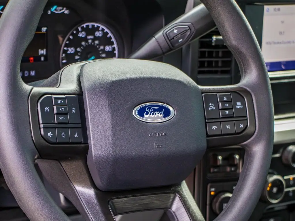 2025 Ford F-450 XLT photo 28