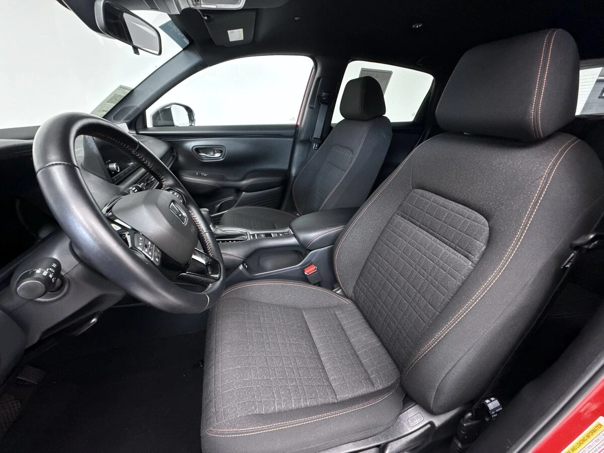 2025 Honda HR-V Sport - Photo 12