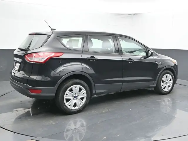 2015 Ford Escape S photo 7