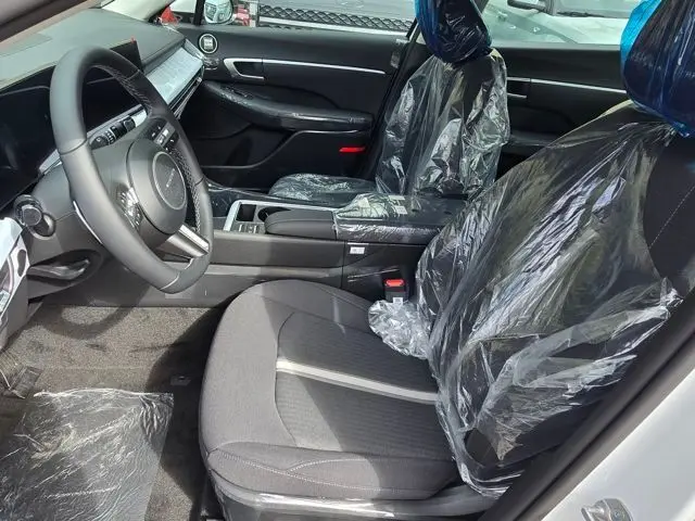 2026 Hyundai Sonata SEL Sport photo 3