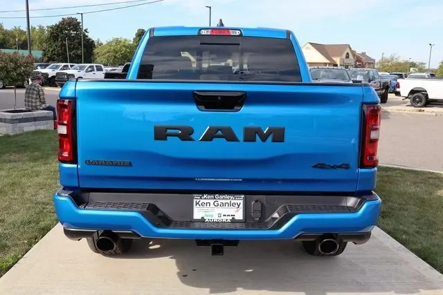 2026 Ram 1500 Laramie Night Edition photo 33