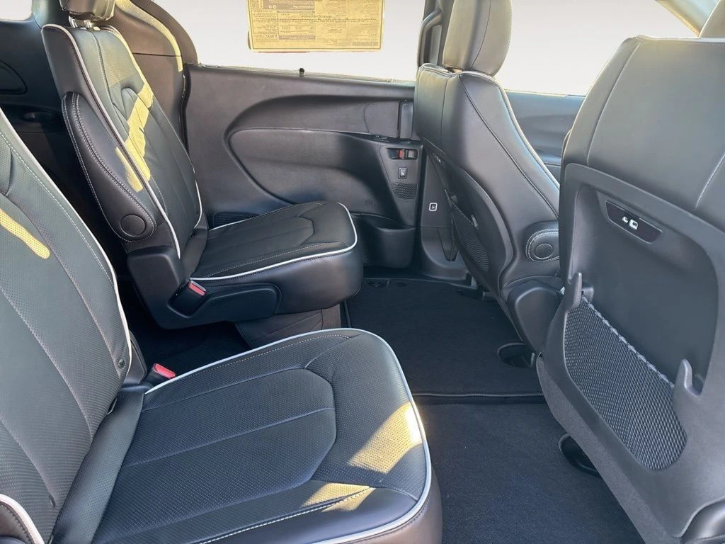 2026 Chrysler Pacifica Limited - Photo 23