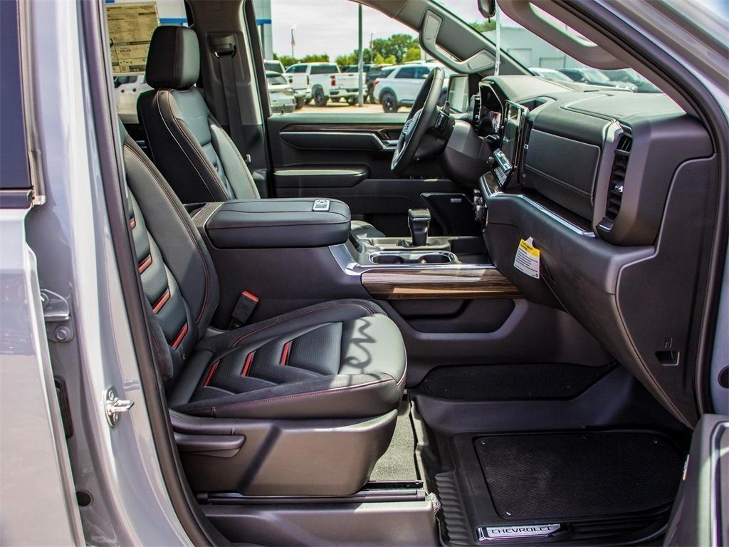 2025 Chevrolet Silverado 1500 RST - Photo 16