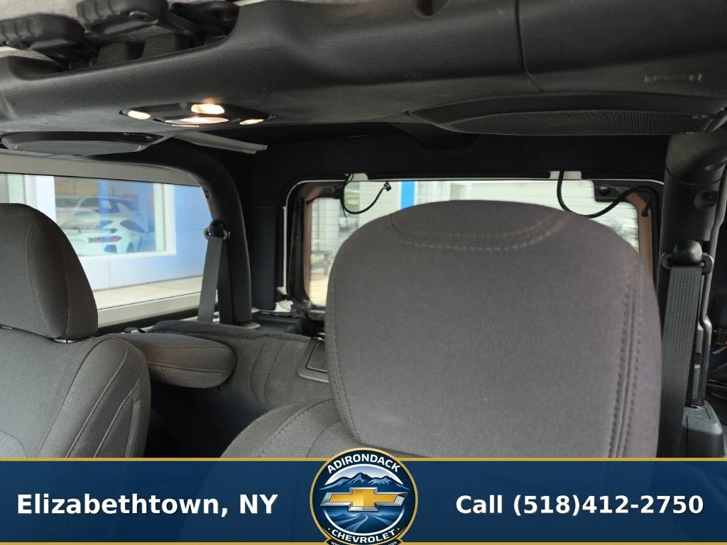 2019 Jeep Wrangler Sport S - Photo 10