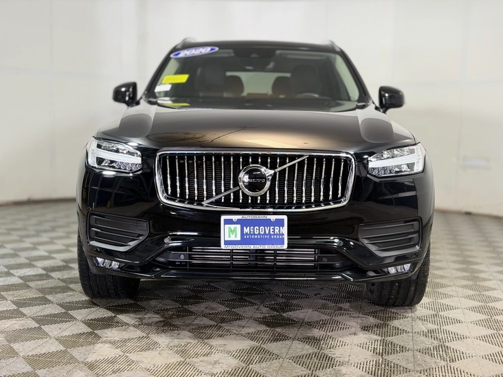 2020 Volvo - image 9