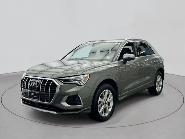 2023 Audi Q3 Premium
