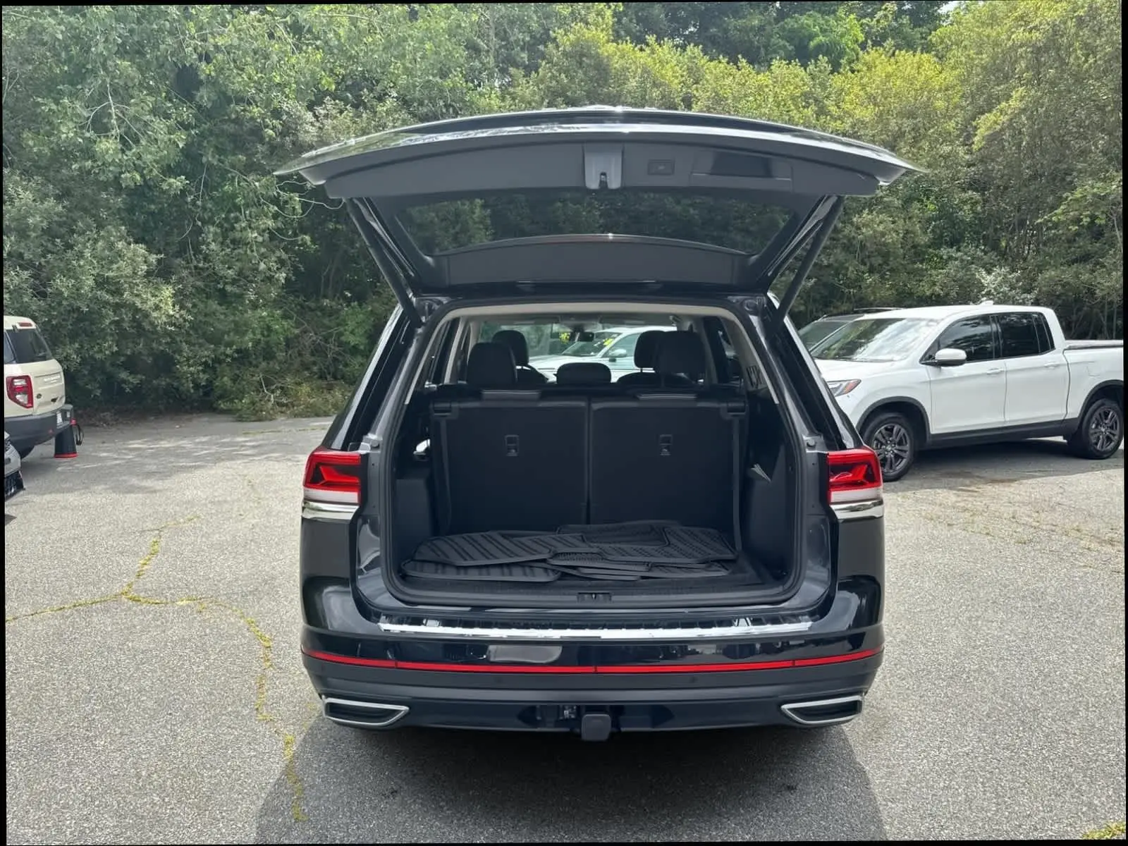 2022 Volkswagen Atlas V6 SEL photo 37